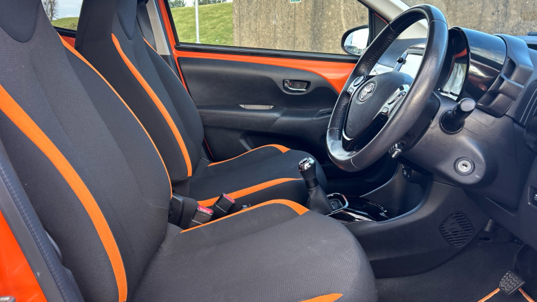 Toyota Aygo 1.0 VVT-i X-Cite 6 5dr Petrol Hatchback